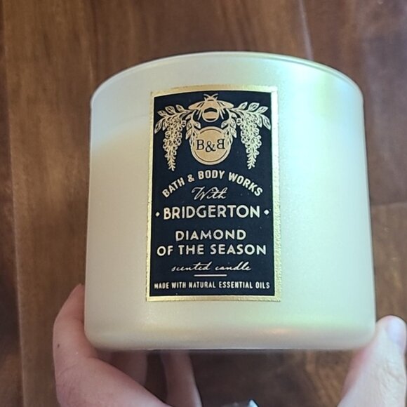 DIAMOND OF THE SEASON 3 Wick Candle Bath And Body Works - BRIDGERTON - Picture 3 of 7
